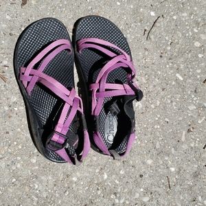 Girl's Chacos
